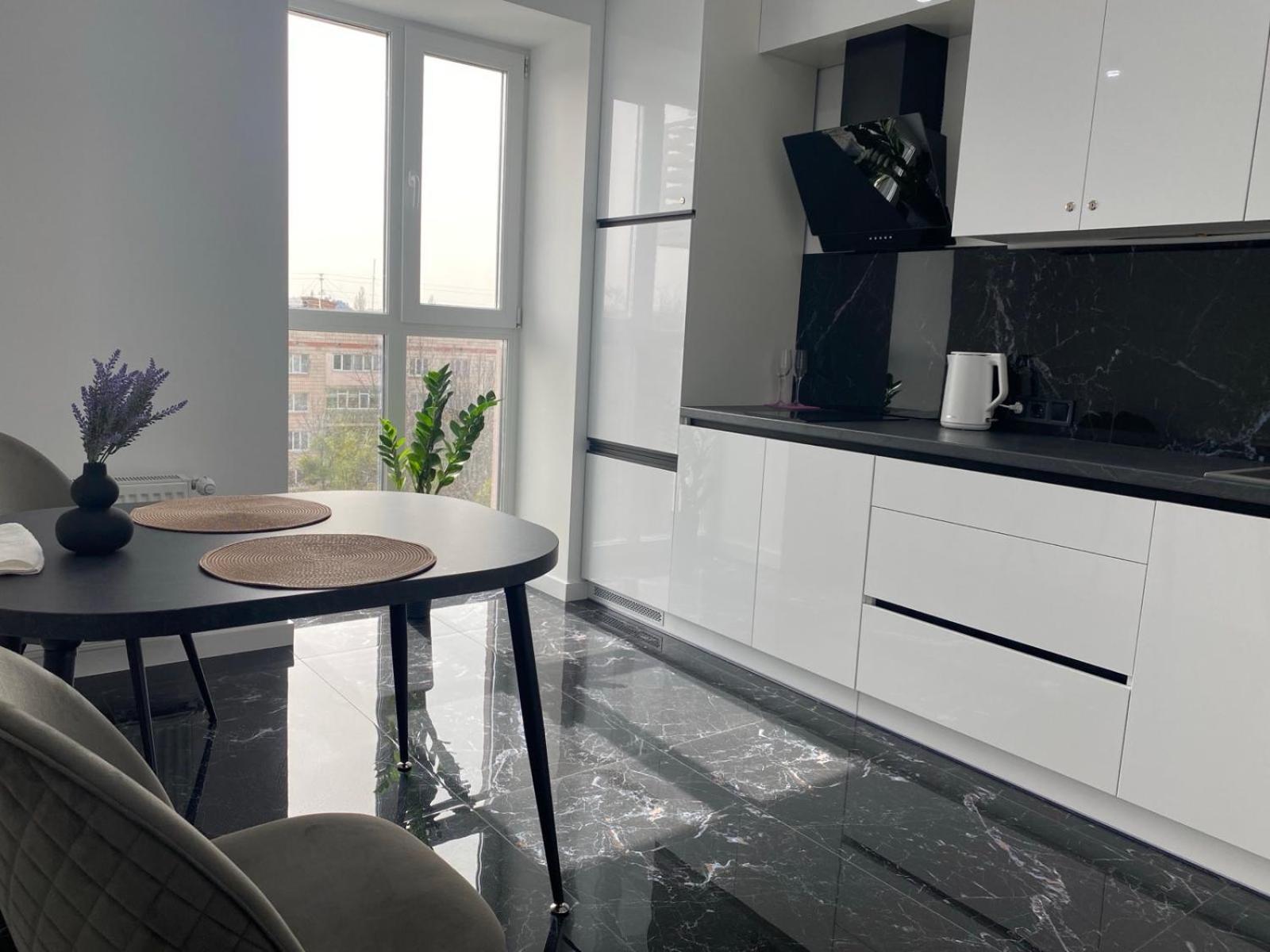 Віп Апартаменти В Районі Автовокзалужк Great House,Жк Арена,Поблизу Обласноі Лікарні Rivne Esterno foto