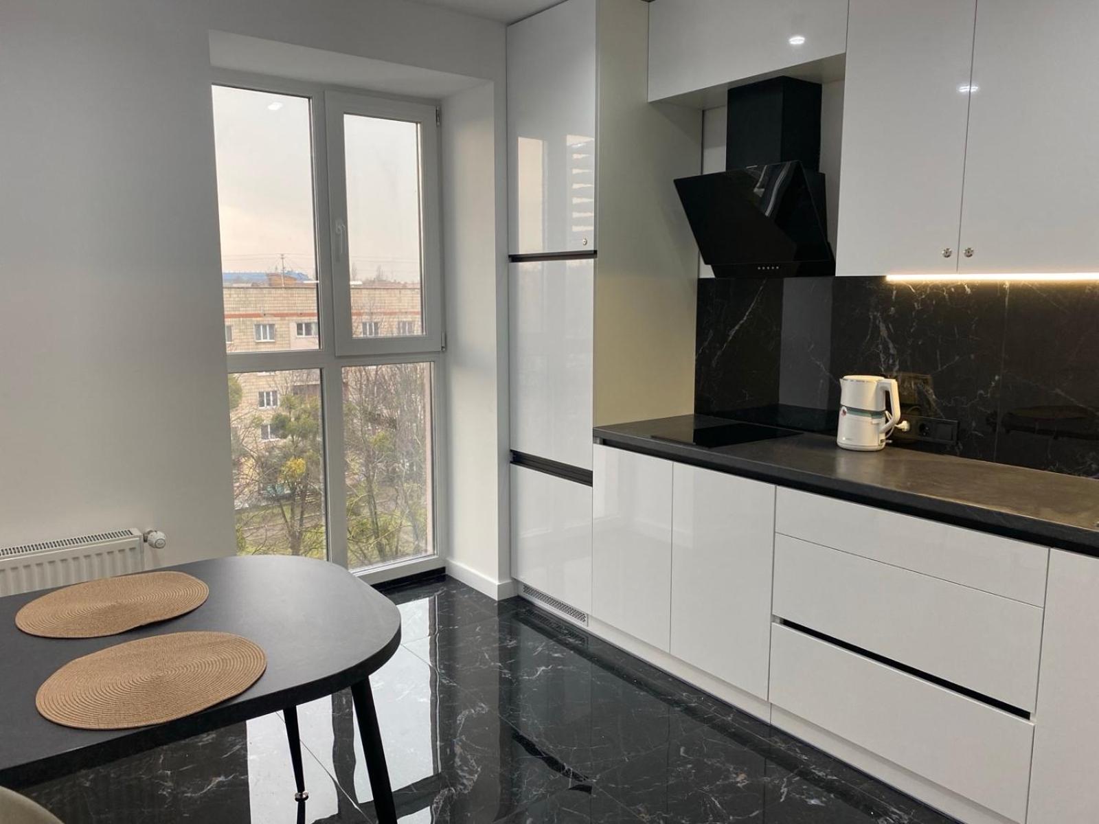 Віп Апартаменти В Районі Автовокзалужк Great House,Жк Арена,Поблизу Обласноі Лікарні Rivne Esterno foto